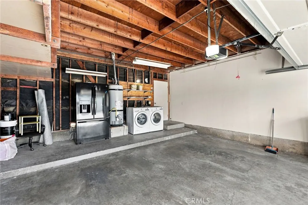 10 Goldenbush Irvine, CA 92604