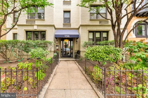 1726 17TH STREET NW #102