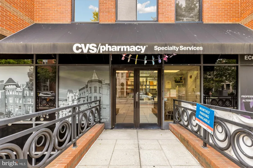 1726 17TH STREET NW #102 Washington, DC 20009