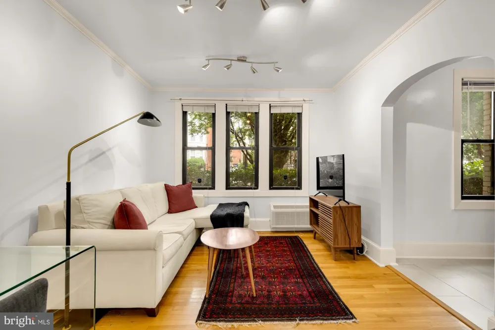 1726 17TH STREET NW #102 Washington, DC 20009