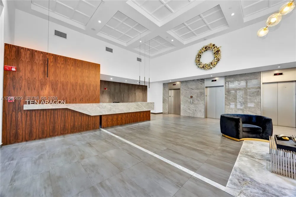 10 Aragon Ave #810 Coral Gables, FL 33134