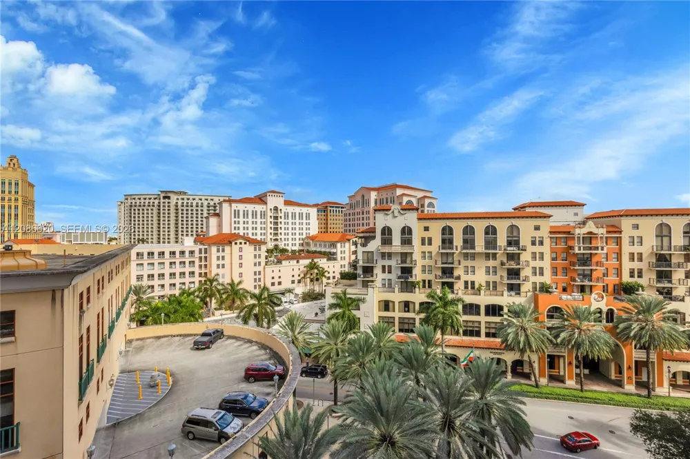 10 Aragon Ave #810 Coral Gables, FL 33134