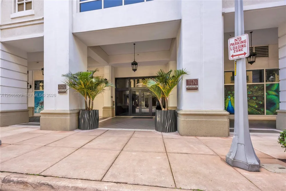 10 Aragon Ave #810 Coral Gables, FL 33134