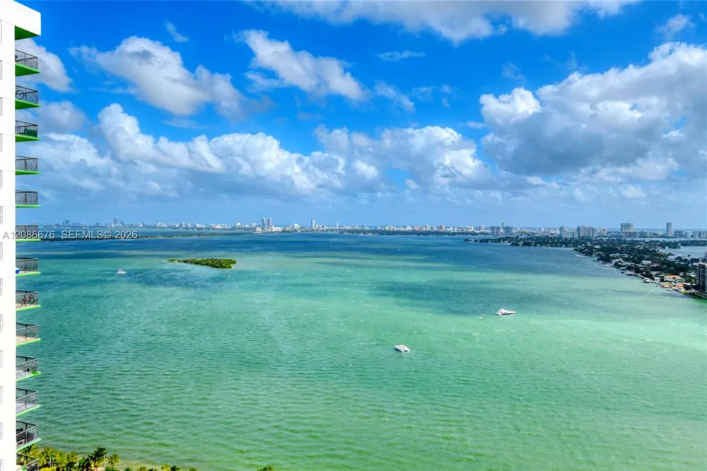 1750 Bayshore Dr #3205 Miami, FL 33132