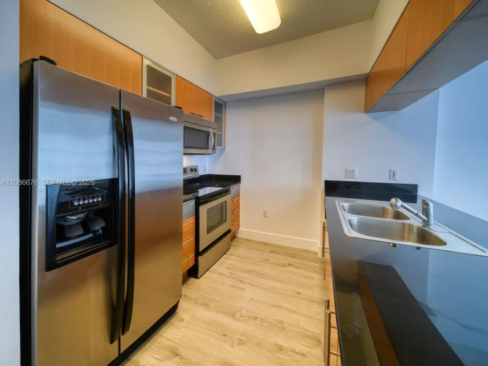 1750 Bayshore Dr #3205 Miami, FL 33132