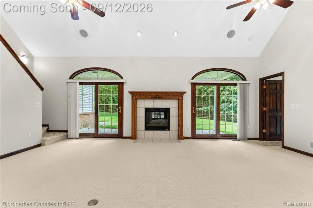 1143 Brewster Road Rochester Hills City, MI 48306