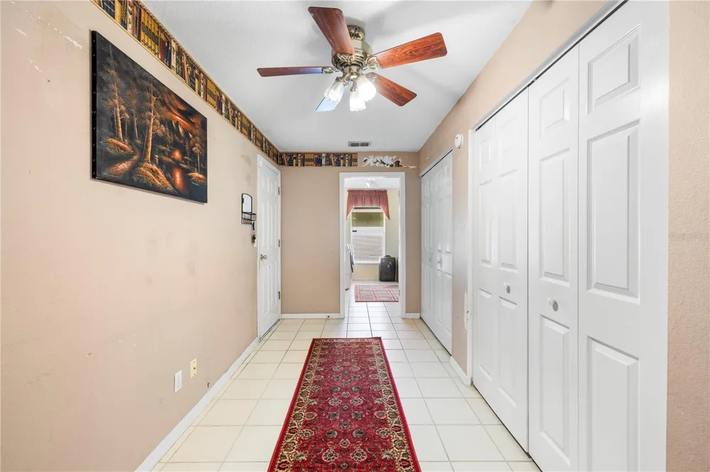 8746 TANTALLON CIRCLE Tampa, FL 33647
