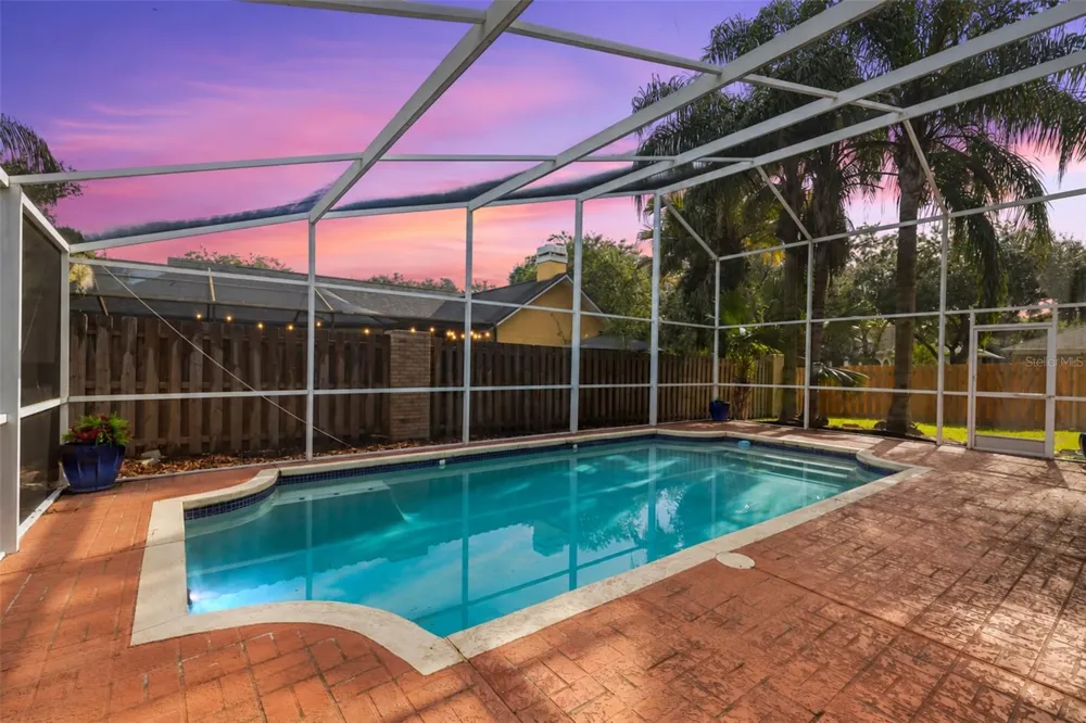 8746 TANTALLON CIRCLE Tampa, FL 33647