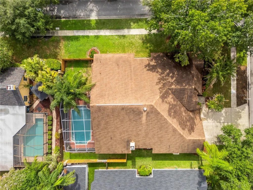 8746 TANTALLON CIRCLE Tampa, FL 33647