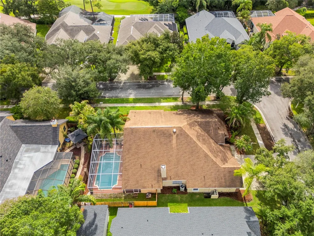 8746 TANTALLON CIRCLE Tampa, FL 33647