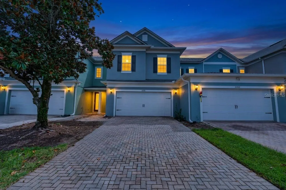 6086 CHAPLEDALE DR Orlando, FL 32829