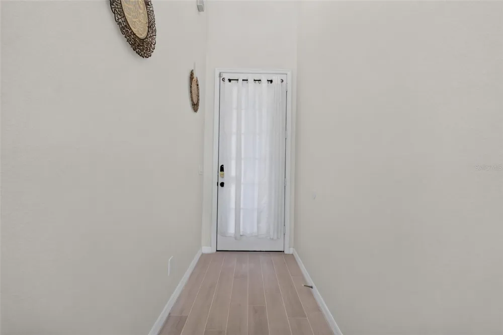 6086 CHAPLEDALE DR Orlando, FL 32829