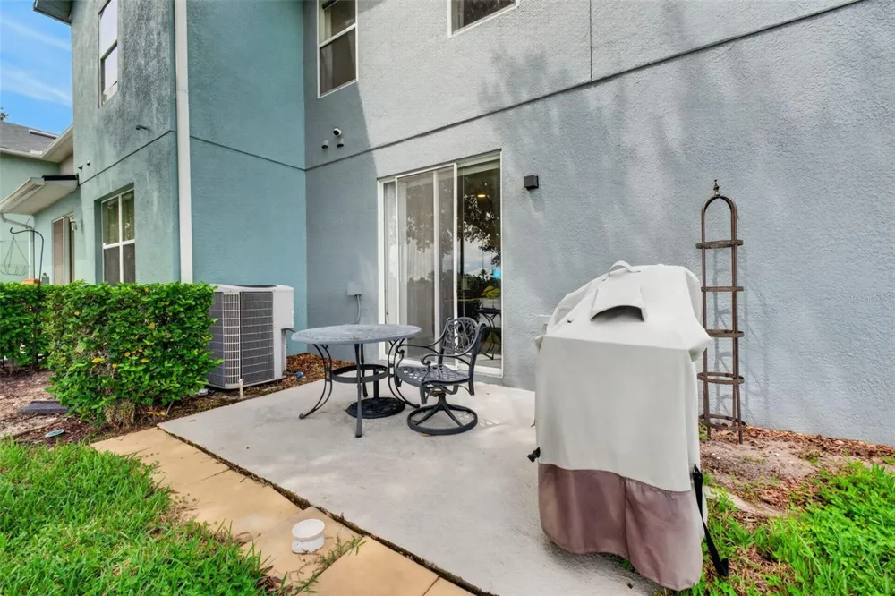 6086 CHAPLEDALE DR Orlando, FL 32829