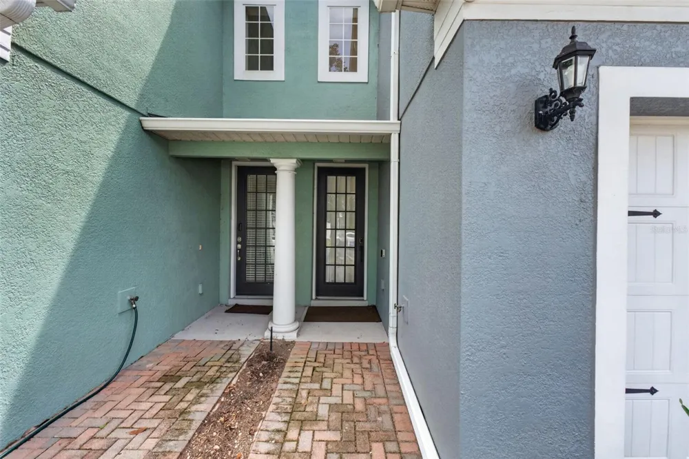 6086 CHAPLEDALE DR Orlando, FL 32829
