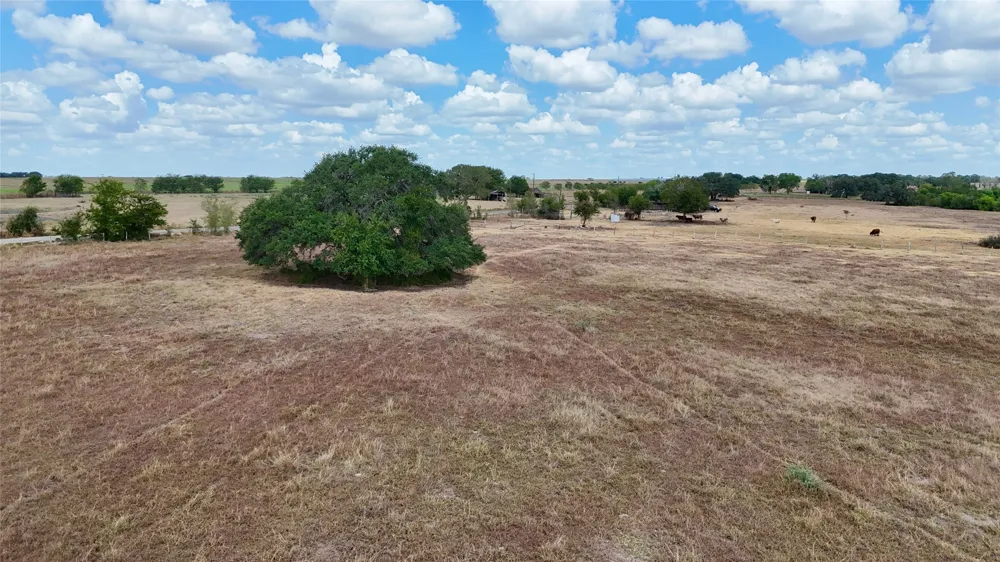 2 County Road 366 Shiner, TX 77984