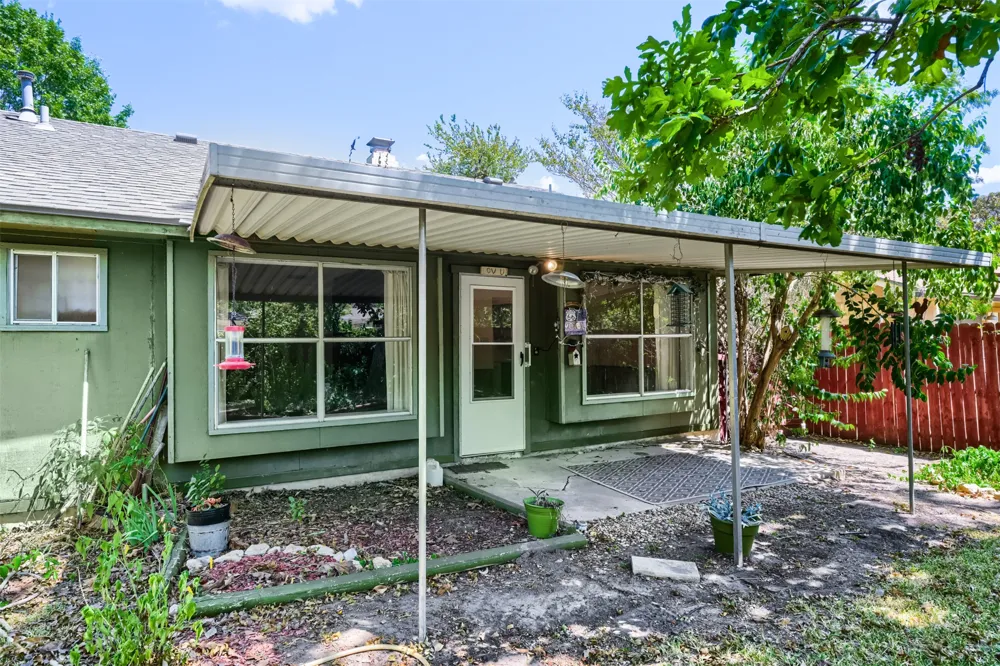 7112 Windrift Way Austin, TX 78745