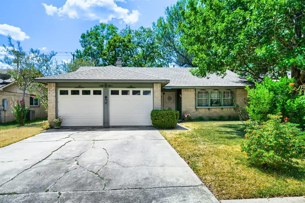 7112 Windrift Way Austin, TX 78745