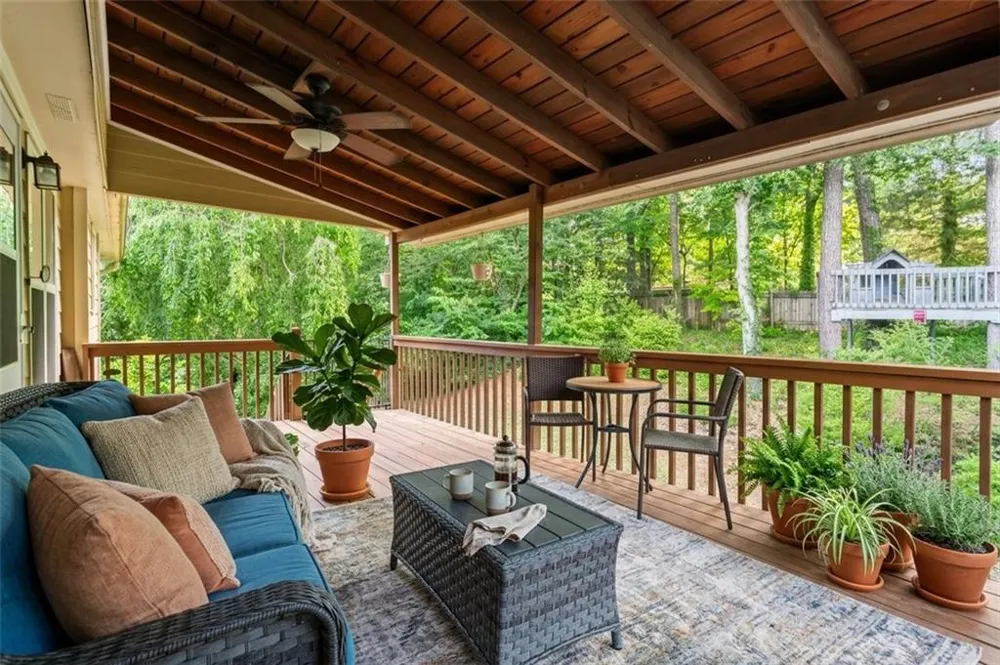 402 Township Lane Woodstock, GA 30189