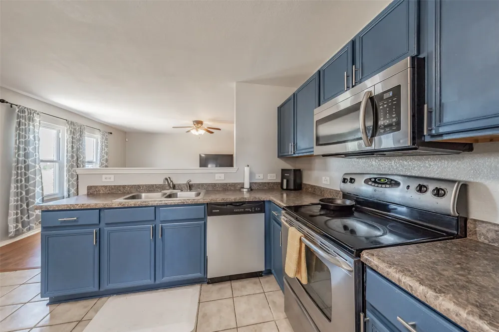 135 Ringneck Drive Sanger, TX 76266