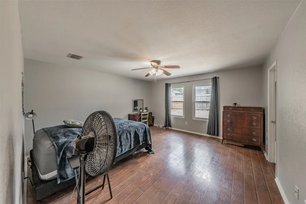 135 Ringneck Drive Sanger, TX 76266