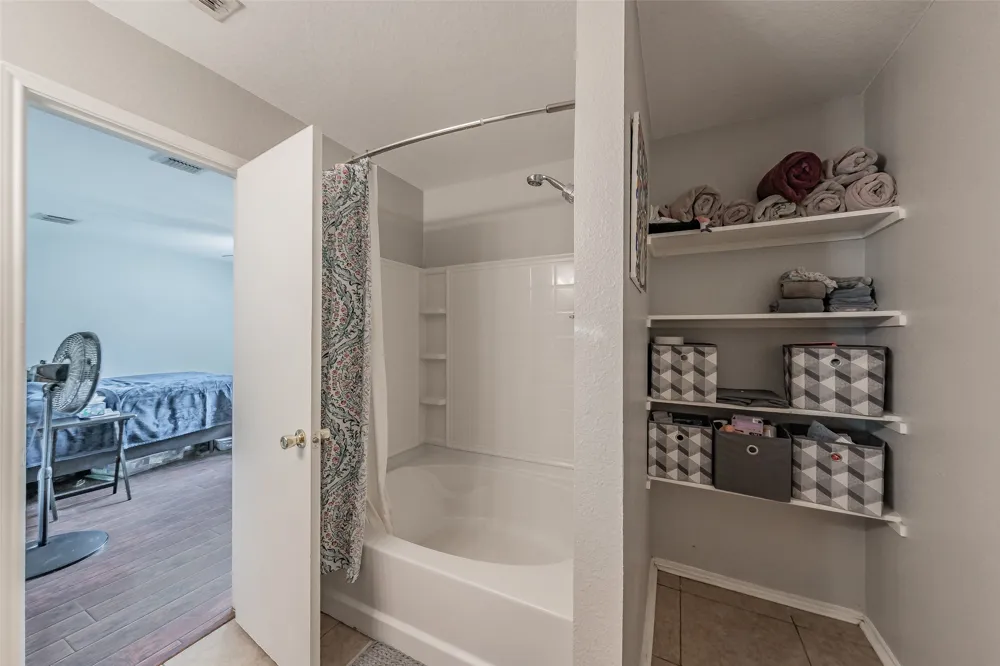 135 Ringneck Drive Sanger, TX 76266