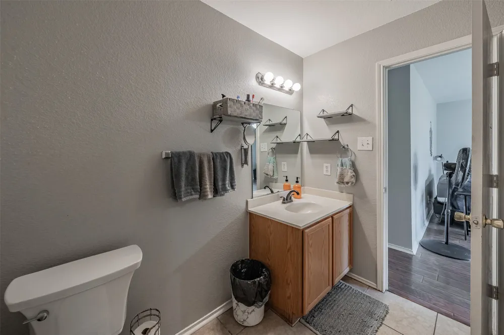 135 Ringneck Drive Sanger, TX 76266