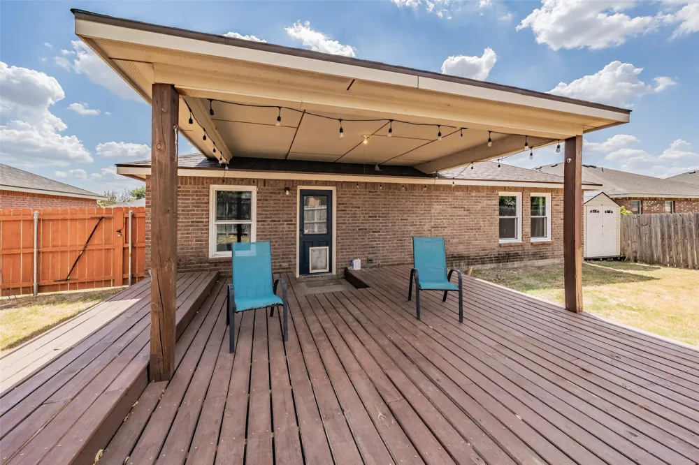 135 Ringneck Drive Sanger, TX 76266