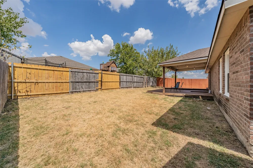 135 Ringneck Drive Sanger, TX 76266