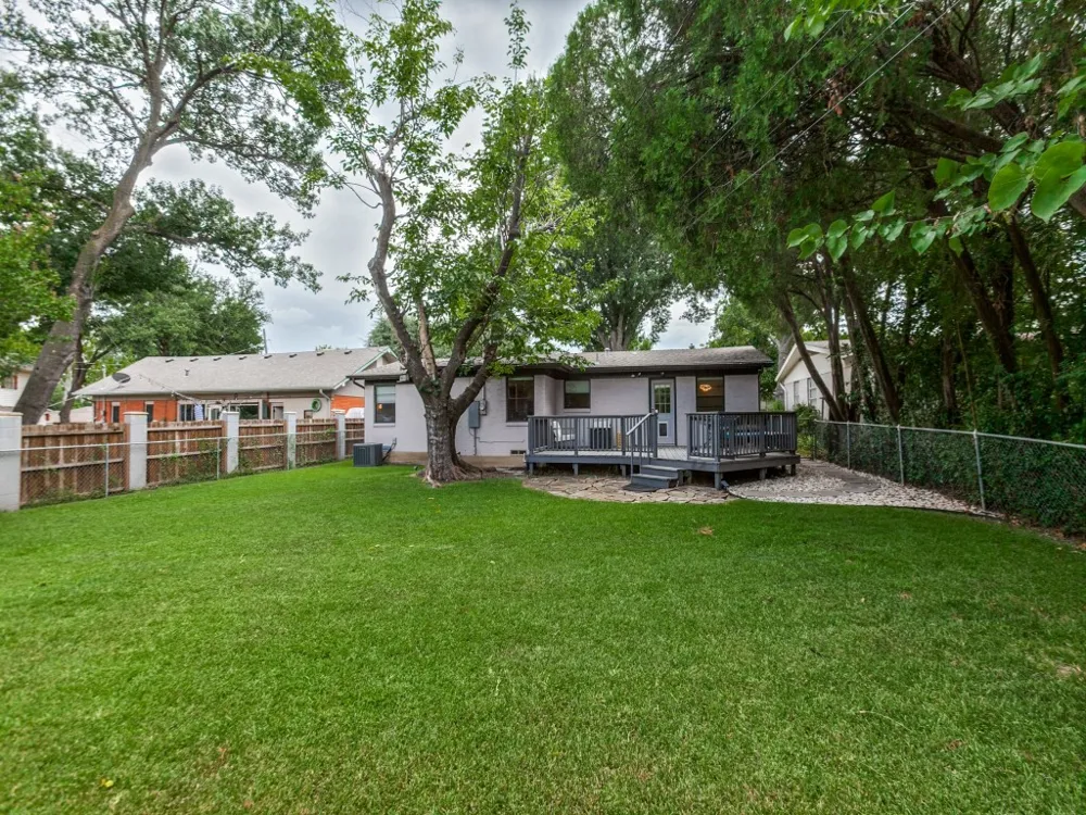 226 Leda Drive Dallas, TX 75218