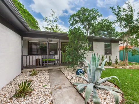 226 Leda Drive