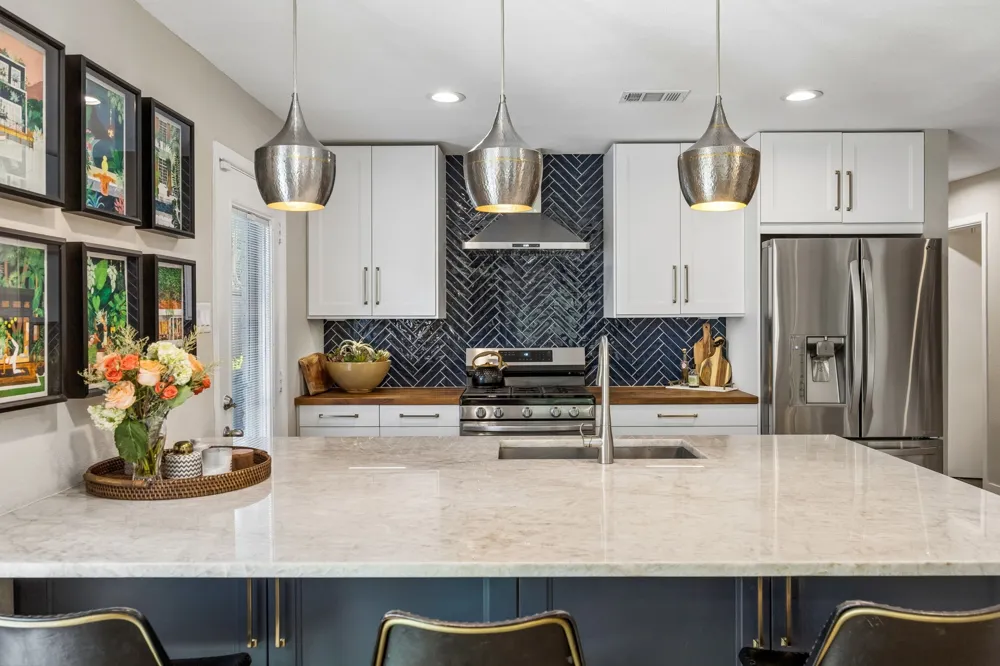 11333 Park Central Place Dallas, TX 75230