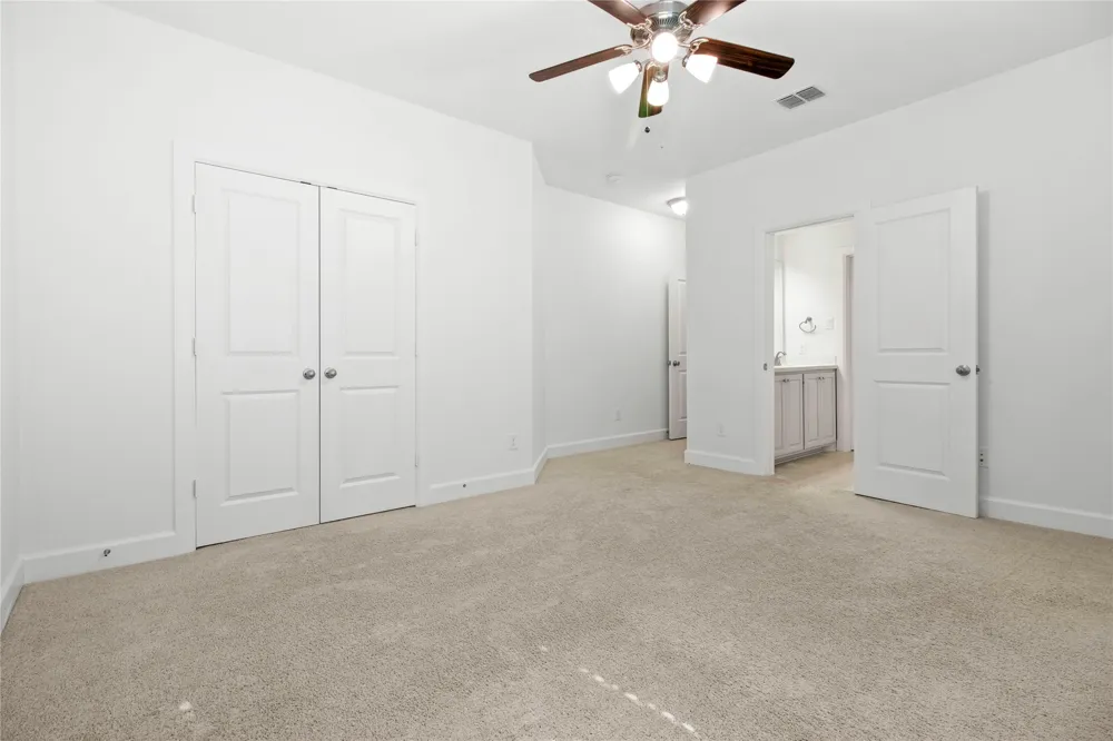 1009 Peacock Boulevard Carrollton, TX 75007