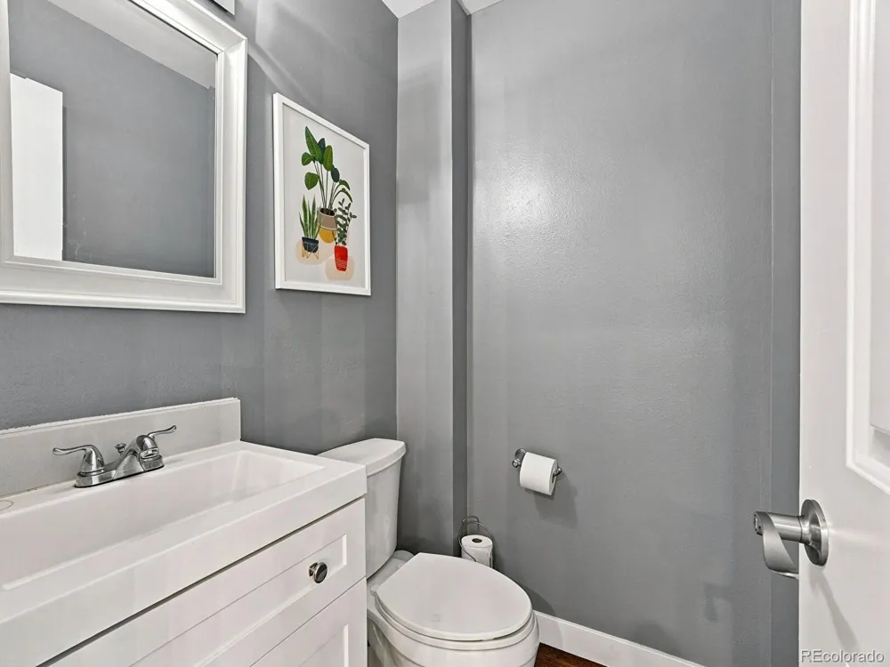 2874 S Wheeling Way Aurora, CO 80014