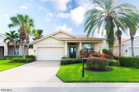 Fairway Cove Court