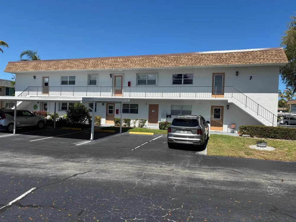 2950 SE Ocean Boulevard #7-5 Stuart, FL 34996