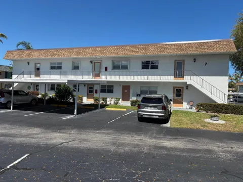 2950 SE Ocean Boulevard #7-5