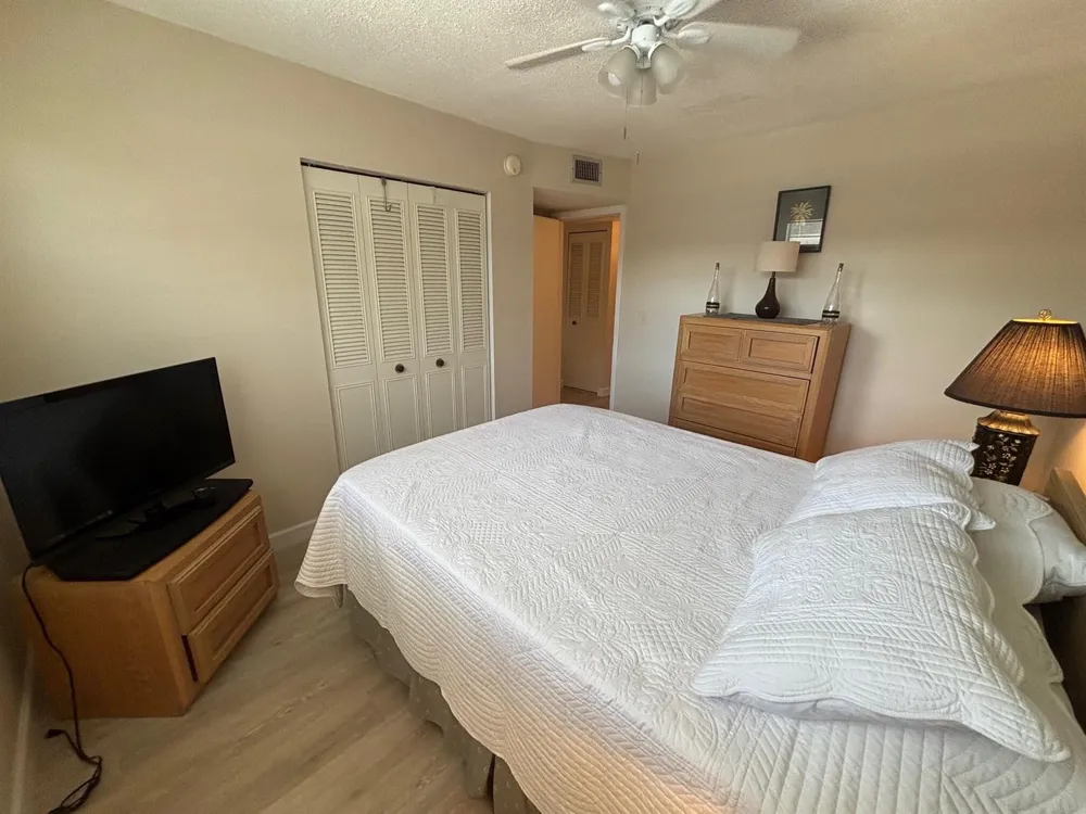 2950 SE Ocean Boulevard #7-5 Stuart, FL 34996