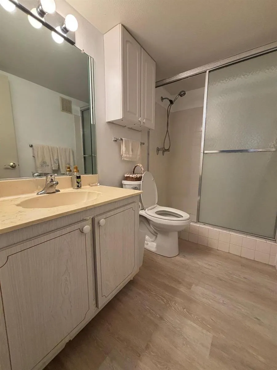2950 SE Ocean Boulevard #7-5 Stuart, FL 34996