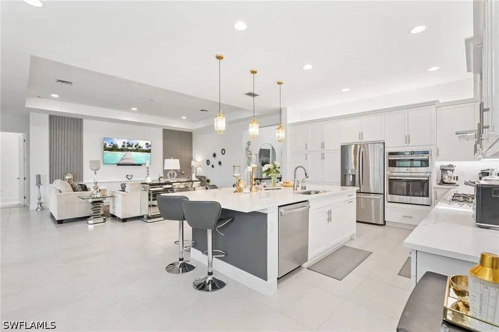 Eucalyptus Way Naples, FL 34120