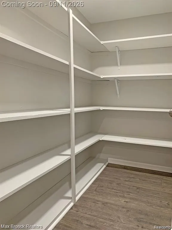 42160 E Woodward Avenue #11 Bloomfield Charter Township, MI 48304