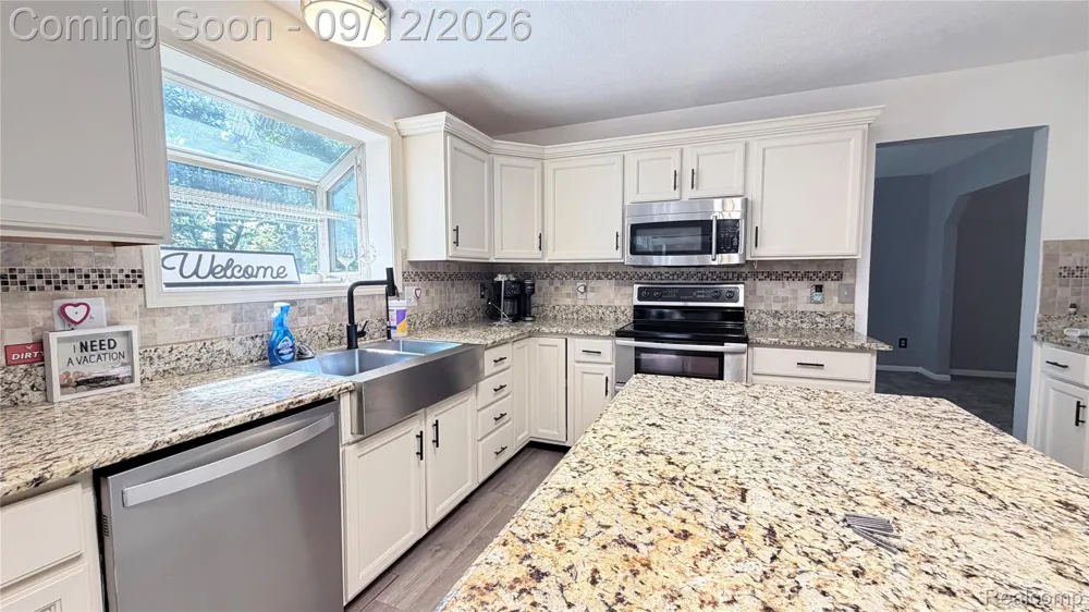 7500 Welle Road Hamburg Township, MI 48116