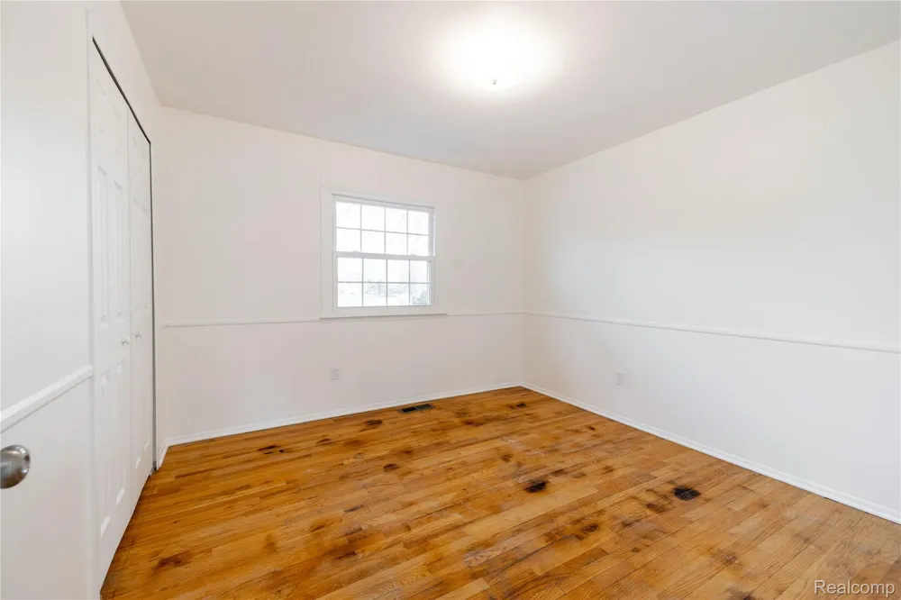 21918 Knudsen Drive Grosse Ile Township, MI 48138