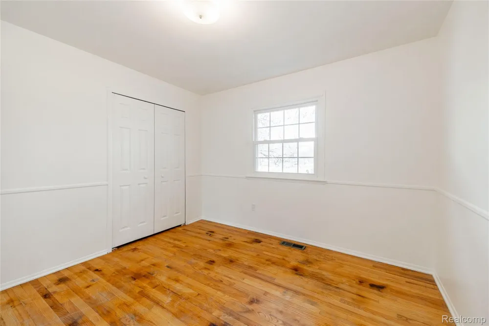 21918 Knudsen Drive Grosse Ile Township, MI 48138