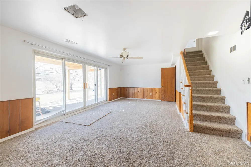 21918 Knudsen Drive Grosse Ile Township, MI 48138