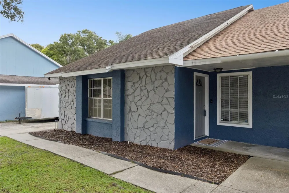 3244 LAUREL DALE DRIVE Tampa, FL 33618