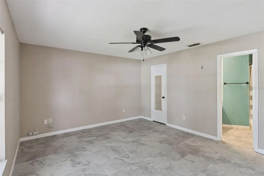 3244 LAUREL DALE DRIVE Tampa, FL 33618