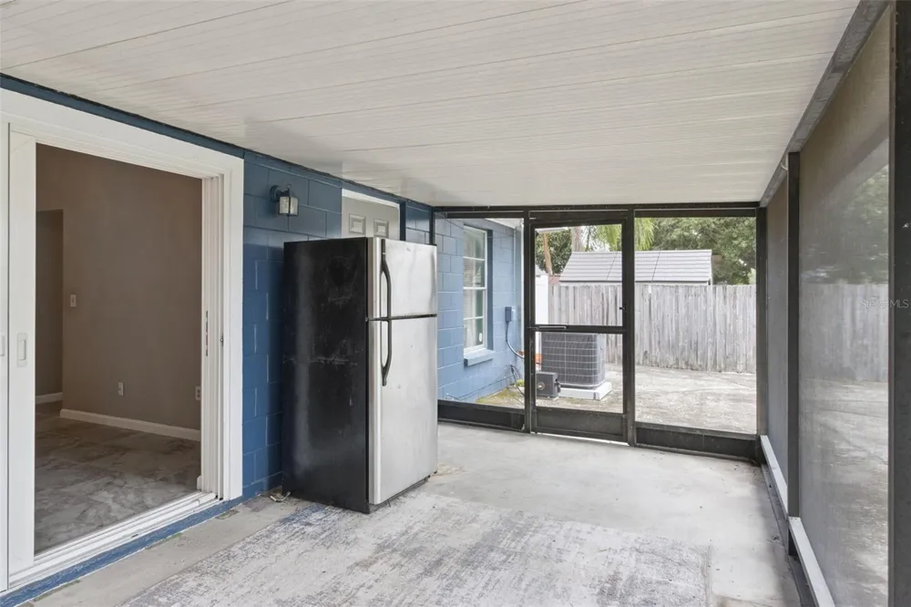 3244 LAUREL DALE DRIVE Tampa, FL 33618
