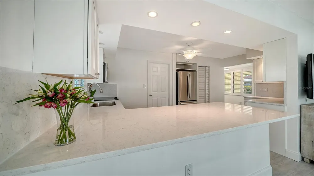 4750 GULF OF MEXICO DRIVE #Villa 8 Longboat Key, FL 34228