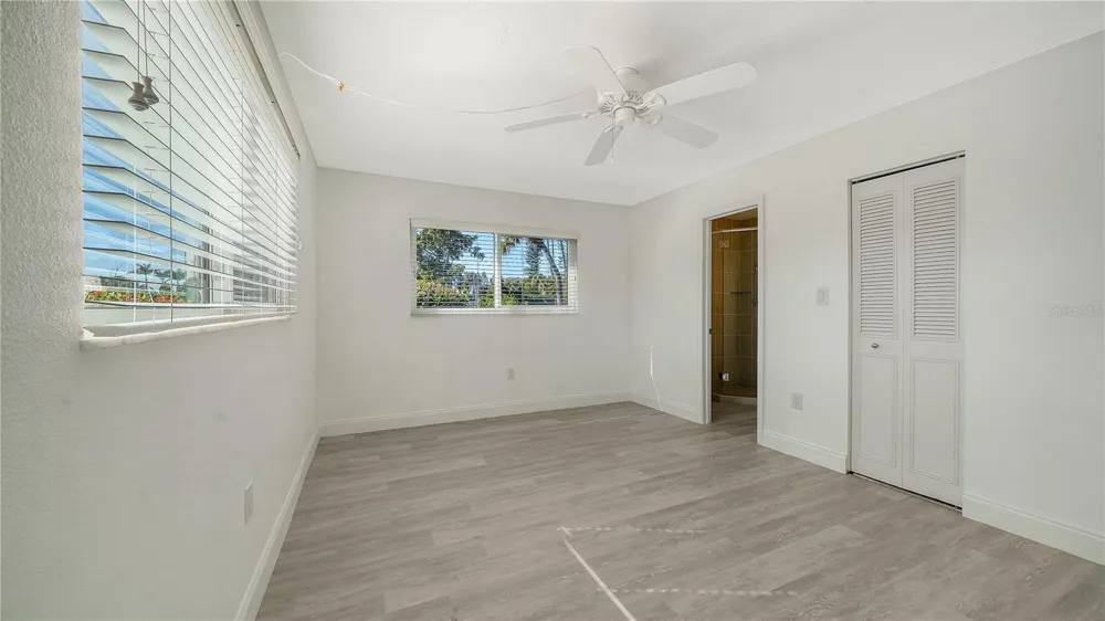 4750 GULF OF MEXICO DRIVE #Villa 8 Longboat Key, FL 34228