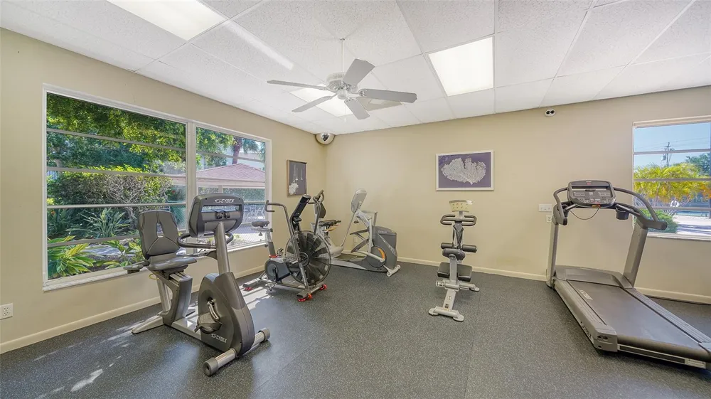 4750 GULF OF MEXICO DRIVE #Villa 8 Longboat Key, FL 34228